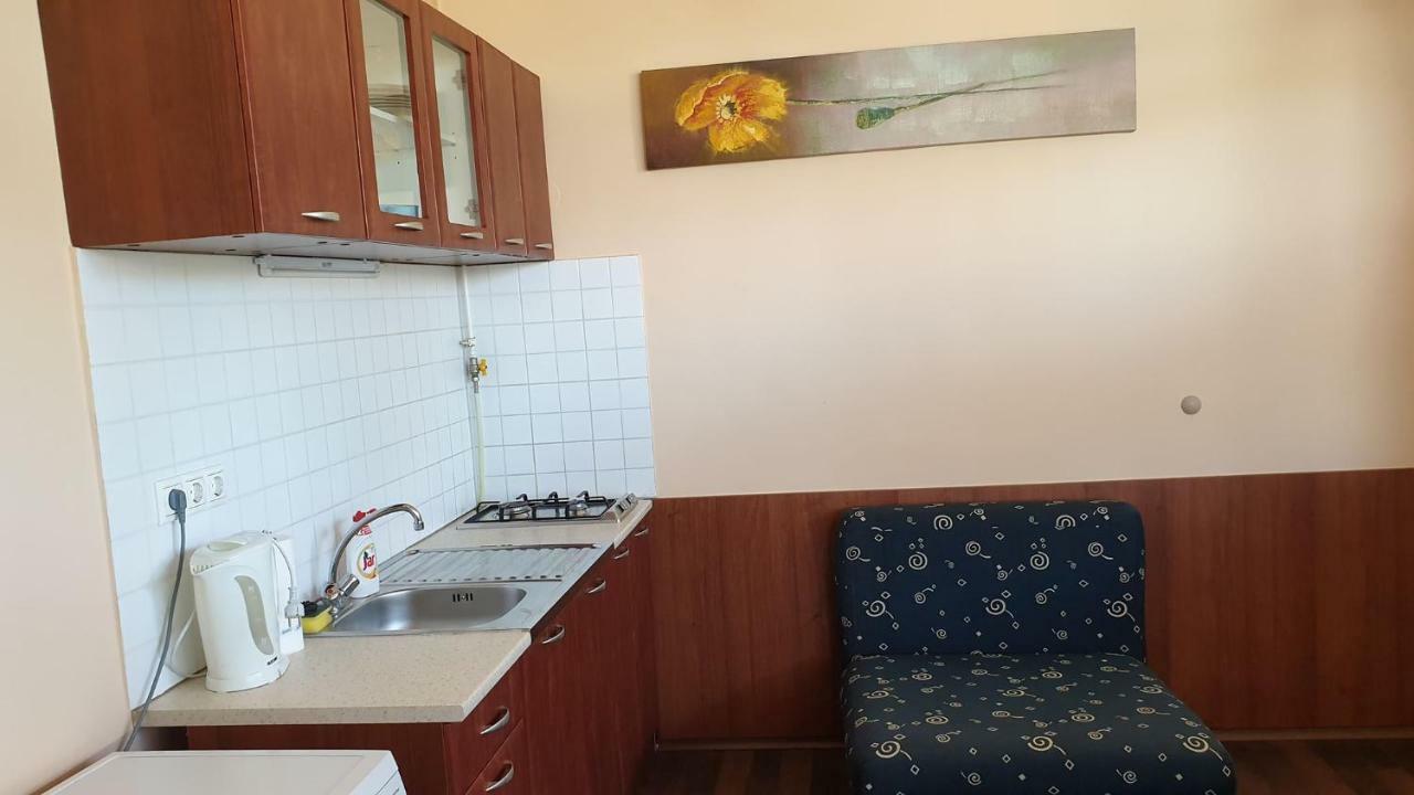 Gyulai Meseház Apartman Exterior foto